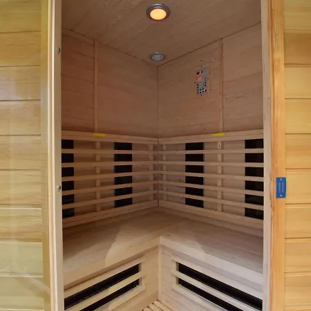 Cosy In In A Beautiful Hiking Area Chalet