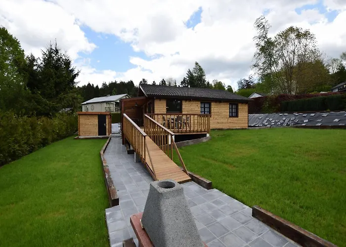 Chalet Renovated Near Durbuy