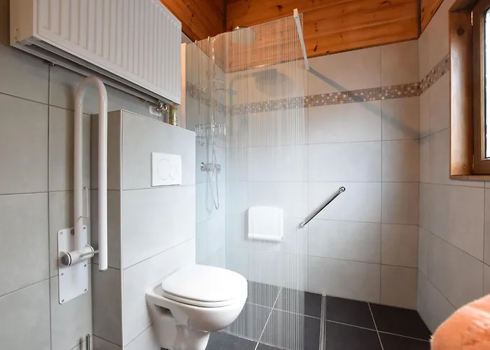 Chalet Renovated Near